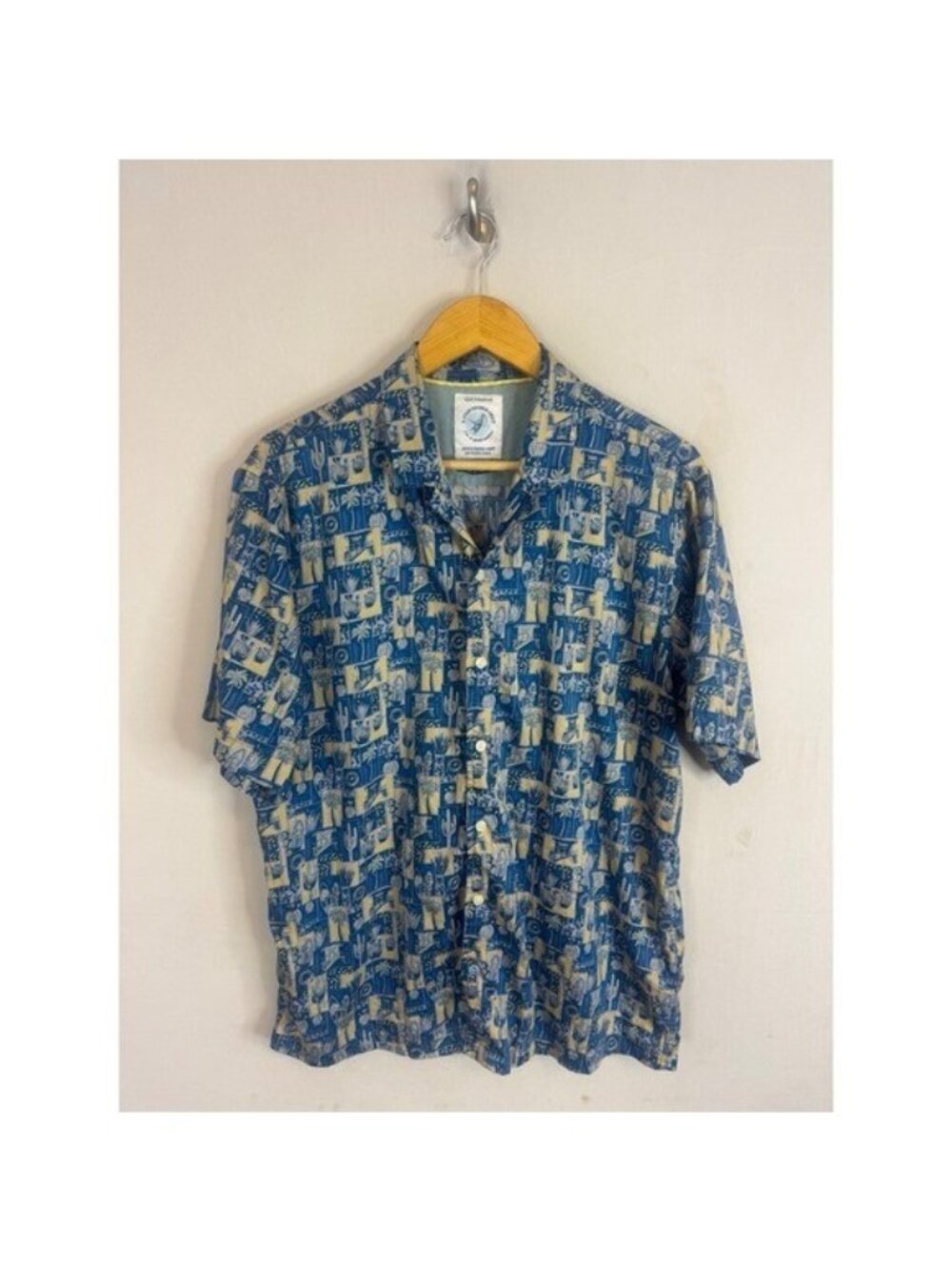 A Fish Named Fred Mens Blue Yellow Cactus Palm Tree Graphic Button Down Shirt L